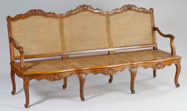 wooden-sofa